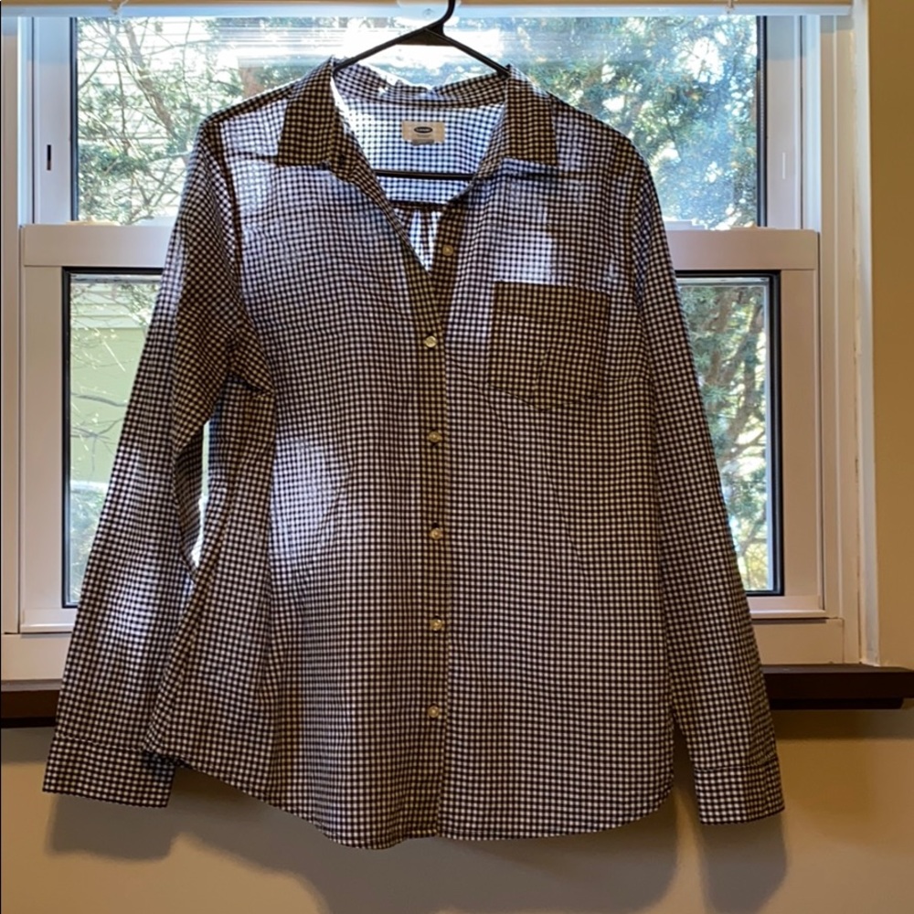 Black/White Long Sleeve Button Down Blouse